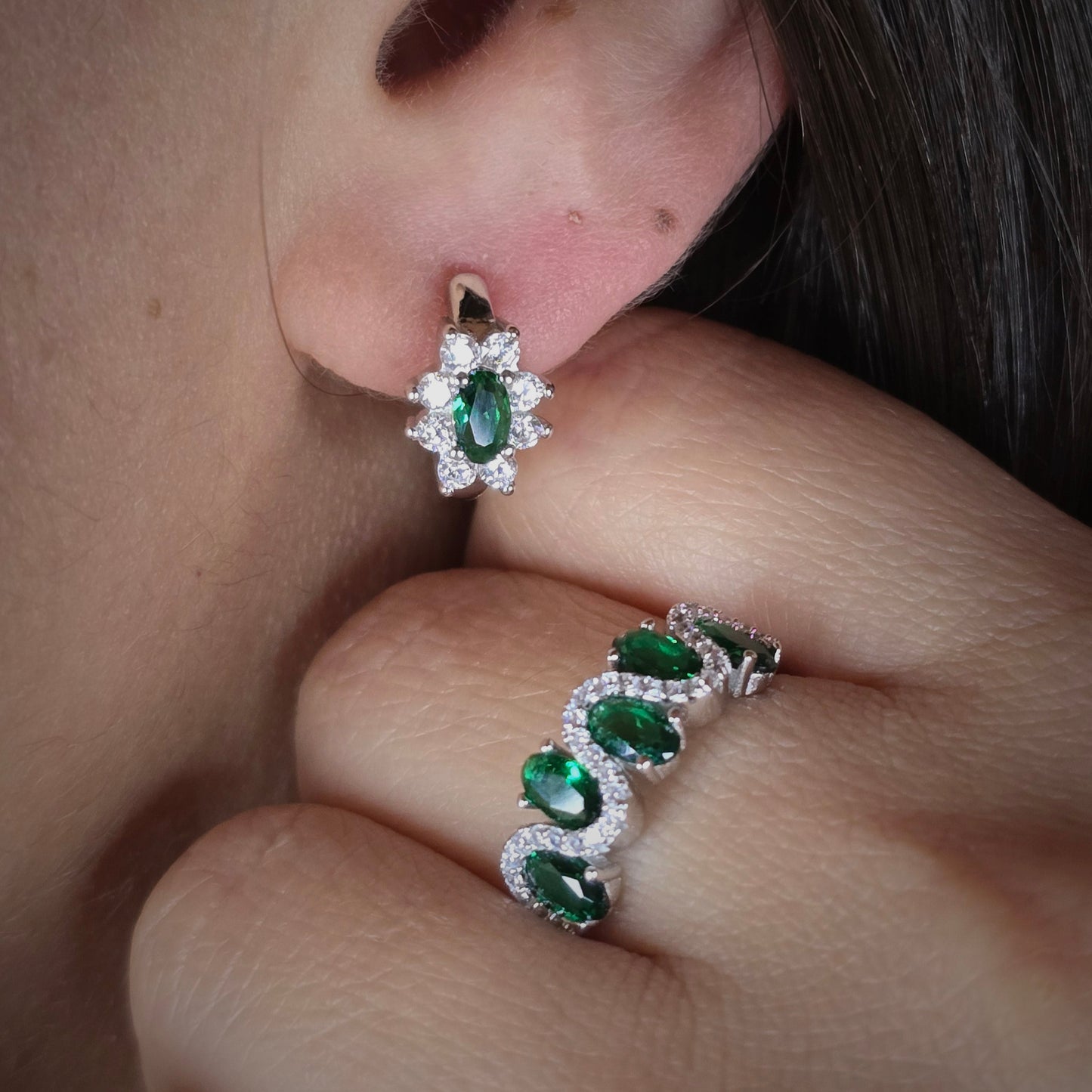 Boucles d'oreilles ÉMERAUDE