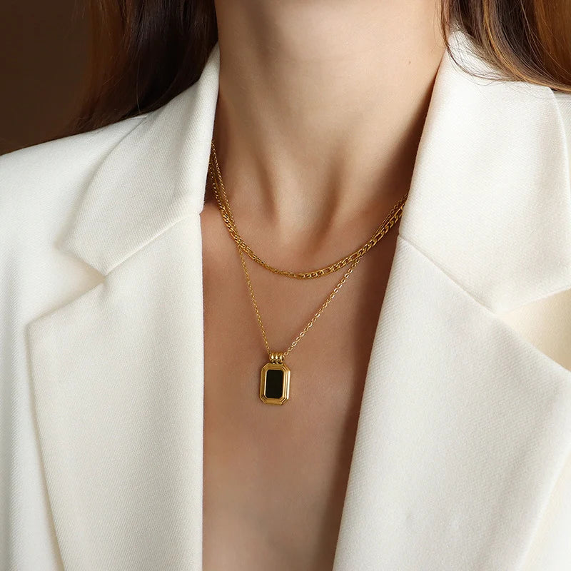 Collier ISIS