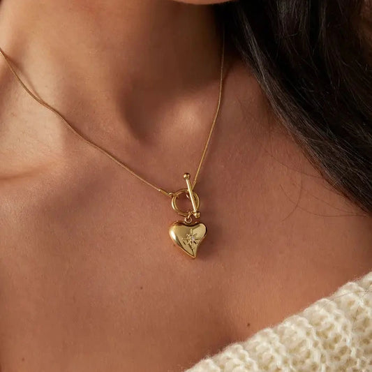Collier EVA